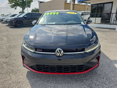 Used 2025 Volkswagen Jetta GLI Autobahn FWD image 2