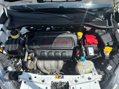 Used 2021 RAM ProMaster City Tradesman SLT image 16