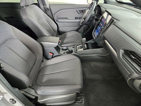 Used 2025 Subaru Forester Premium image 22