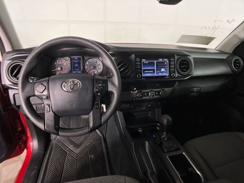 Used 2020 Toyota Tacoma SR image 6
