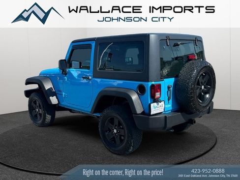 Used 2017 Jeep Wrangler Sport w/ Quick Order Package 24S AWD/4WD image 3