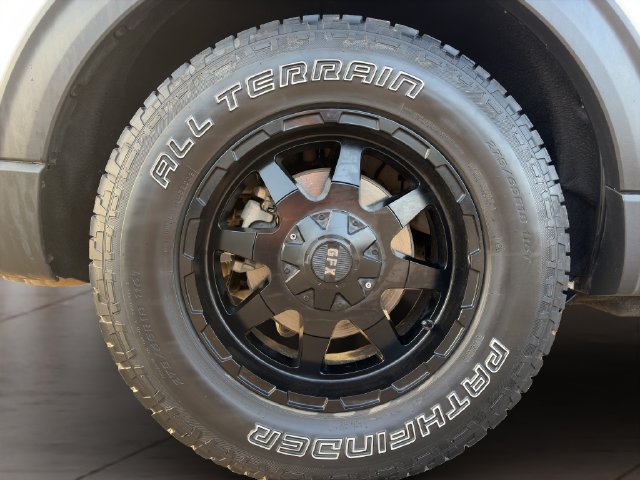 Used 2022 Ford Explorer XLT w/ Class IV Trailer Tow Package AWD/4WD image 40