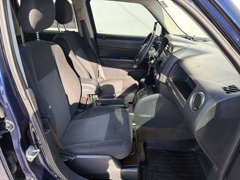 Used 2016 Jeep Patriot Sport w/ Power Value Group AWD/4WD image 24