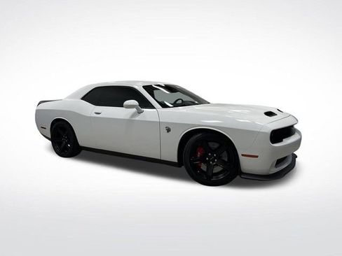 Used 2022 Dodge Challenger SRT Hellcat Redeye image 38