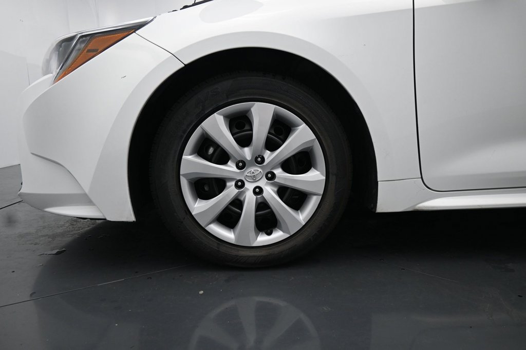 Used 2024 Toyota Corolla LE FWD image 15