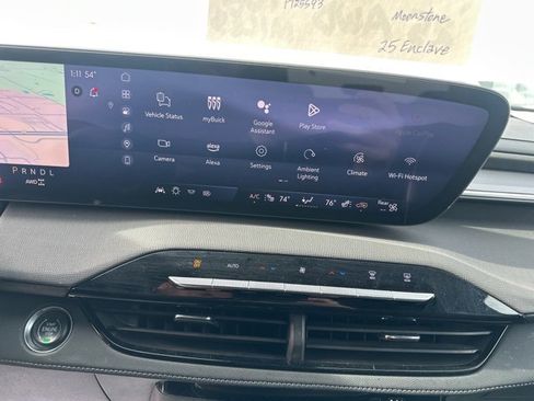 Used 2025 Buick Enclave Sport Touring image 20