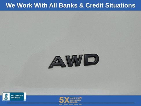 Used 2024 Nissan Rogue S image 23