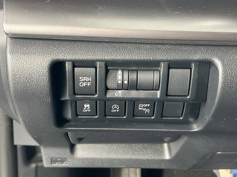 Used 2023 Subaru Crosstrek 2.5i Limited image 10