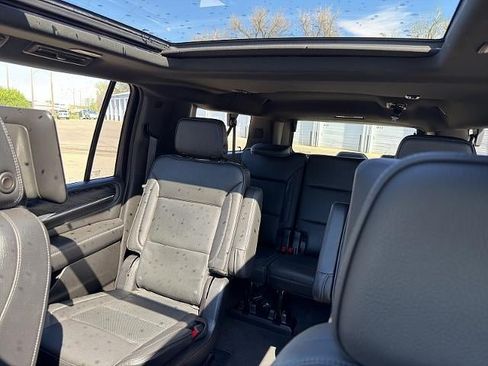 Used 2021 GMC Yukon XL Denali w/ Denali Premium Package AWD/4WD image 40