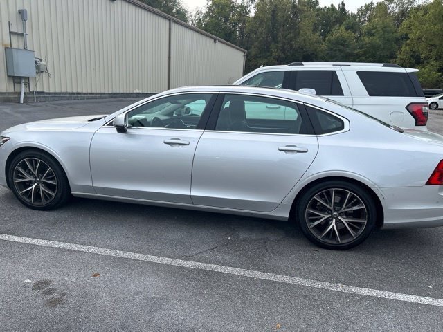 Used 2018 Volvo S90 T5 Momentum w/ Convenience Package AWD/4WD image 2