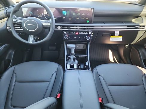 New 2025 Hyundai Santa Cruz SEL image 12