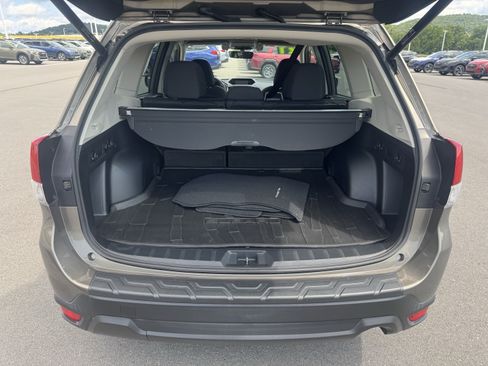 Used 2021 Subaru Forester Premium w/ Popular Package #1 AWD/4WD image 5