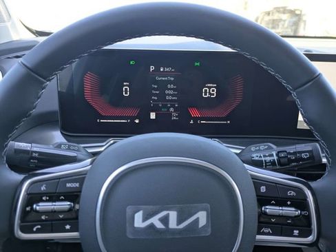 New 2025 Kia Sorento S w/ Panoramic Sunroof Package image 32