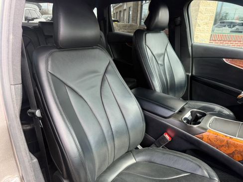 Used 2016 Lincoln MKX Reserve w/ Technology Package image 38