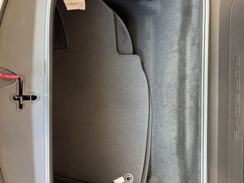 Used 2025 Porsche 718 Cayman GT4 RS image 36