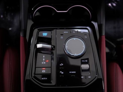 Used 2024 BMW i5 eDrive40i w/ M Sport Package image 13