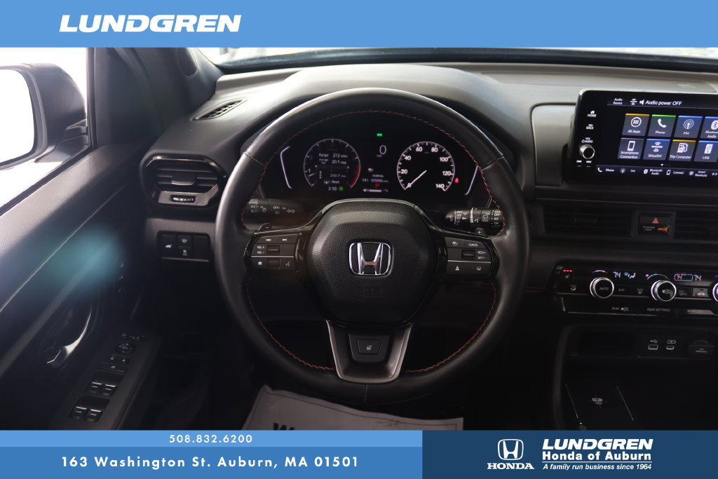 Used 2025 Honda Pilot TrailSport image 20