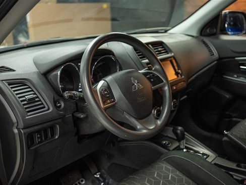 Used 2024 Mitsubishi Outlander Sport ES image 9