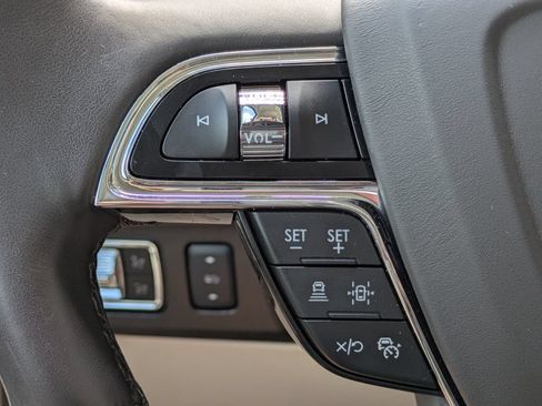 Used 2024 Lincoln Navigator L Black Label AWD/4WD image 28