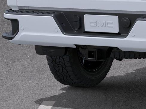New 2026 GMC Sierra 2500 Denali w/ Denali Reserve Package AWD/4WD image 14
