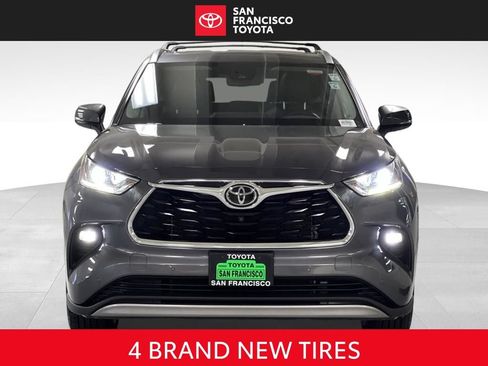 Used 2022 Toyota Highlander Platinum AWD/4WD image 8