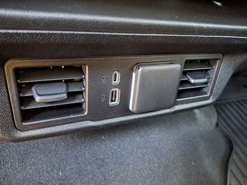 Used 2023 Chevrolet Silverado 1500 LT image 11