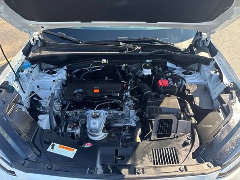 Certified 2027 Honda HR-V LX image 16