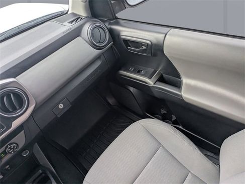 Used 2019 Toyota Tacoma SR5 image 16