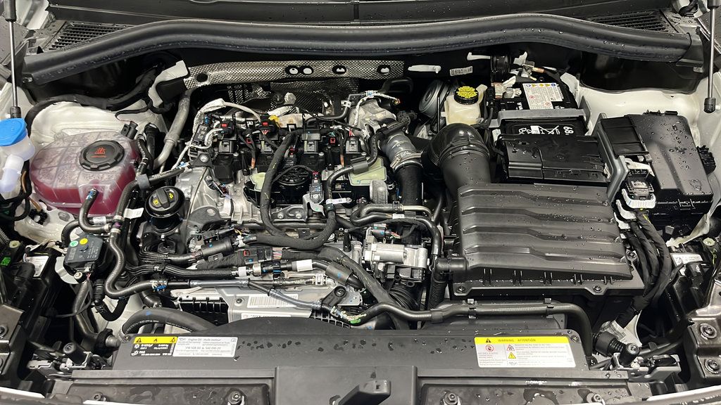 Used 2026 Volkswagen Tiguan SEL R-Line AWD/4WD image 28