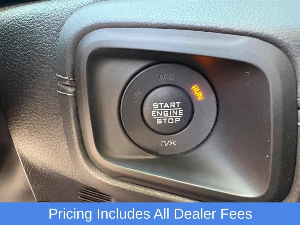 Used 2024 Jeep Gladiator Mojave w/ Safety Group AWD/4WD image 12