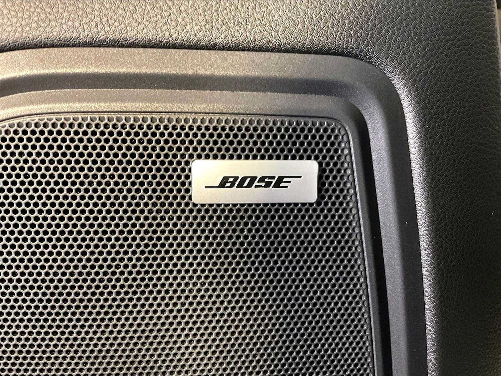 Certified 2023 Porsche Macan S AWD/4WD image 39