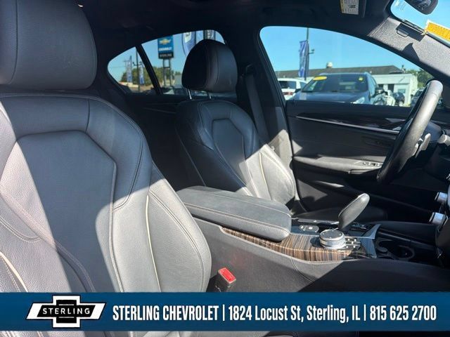 Used 2018 BMW 530i xDrive AWD/4WD image 12