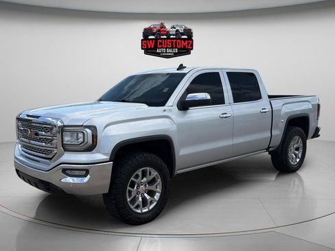 Used 2018 GMC Sierra 1500 SLT w/ Texas SLT Premium Package AWD/4WD image 3
