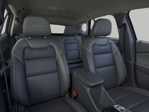 New 2026 Chevrolet Trax ACTIV FWD image 16