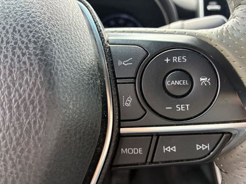 Used 2020 Toyota Avalon Limited w/ Advanced Safety Package FWD image 12