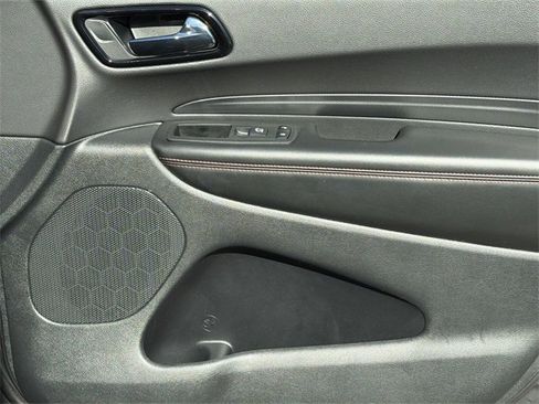 Used 2025 Dodge Durango GT image 40
