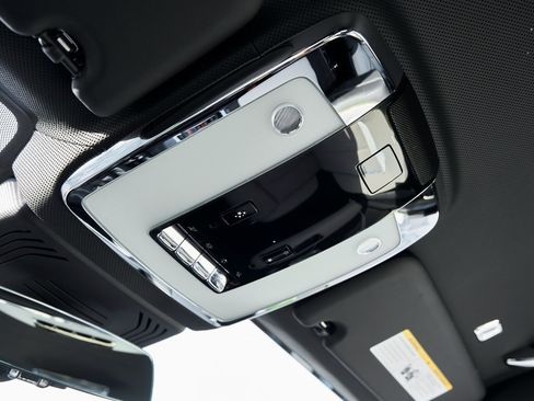 Used 2025 Rolls-Royce Ghost Black Badge image 86