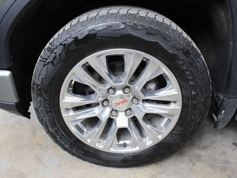 Certified 2024 GMC Sierra 1500 Denali w/ Technology Package AWD/4WD image 9