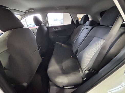 Used 2025 Kia Sportage LX FWD image 30
