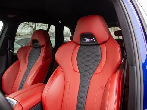 Used 2025 BMW X5 M Competition w/ Executive Package image 12