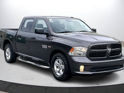 Used 2016 RAM 1500 Express image 2