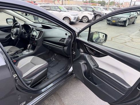 Used 2018 Subaru Crosstrek 2.0i Premium AWD/4WD image 7