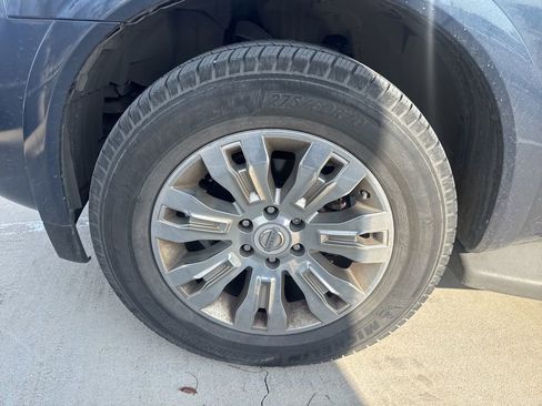 Used 2015 Nissan Armada Platinum image 8