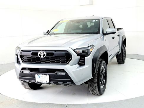 Certified 2024 Toyota Tacoma TRD Off-Road w/ TRD Off Road Upgrade Package image 2