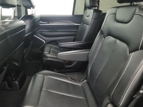 Used 2021 Jeep Grand Cherokee L Limited AWD/4WD image 18