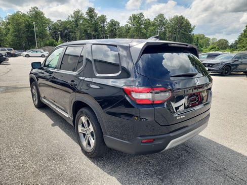 Certified 2024 Honda Pilot EX-L image 7