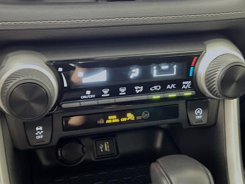 Used 2024 Toyota RAV4 LE image 26