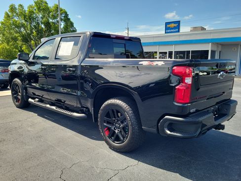 Used 2024 Chevrolet Silverado 1500 RST w/ Redline Edition AWD/4WD image 3