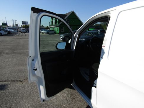 Used 2020 Mercedes-Benz Metris image 14