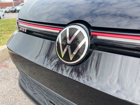 Used 2023 Volkswagen GTI SE image 10